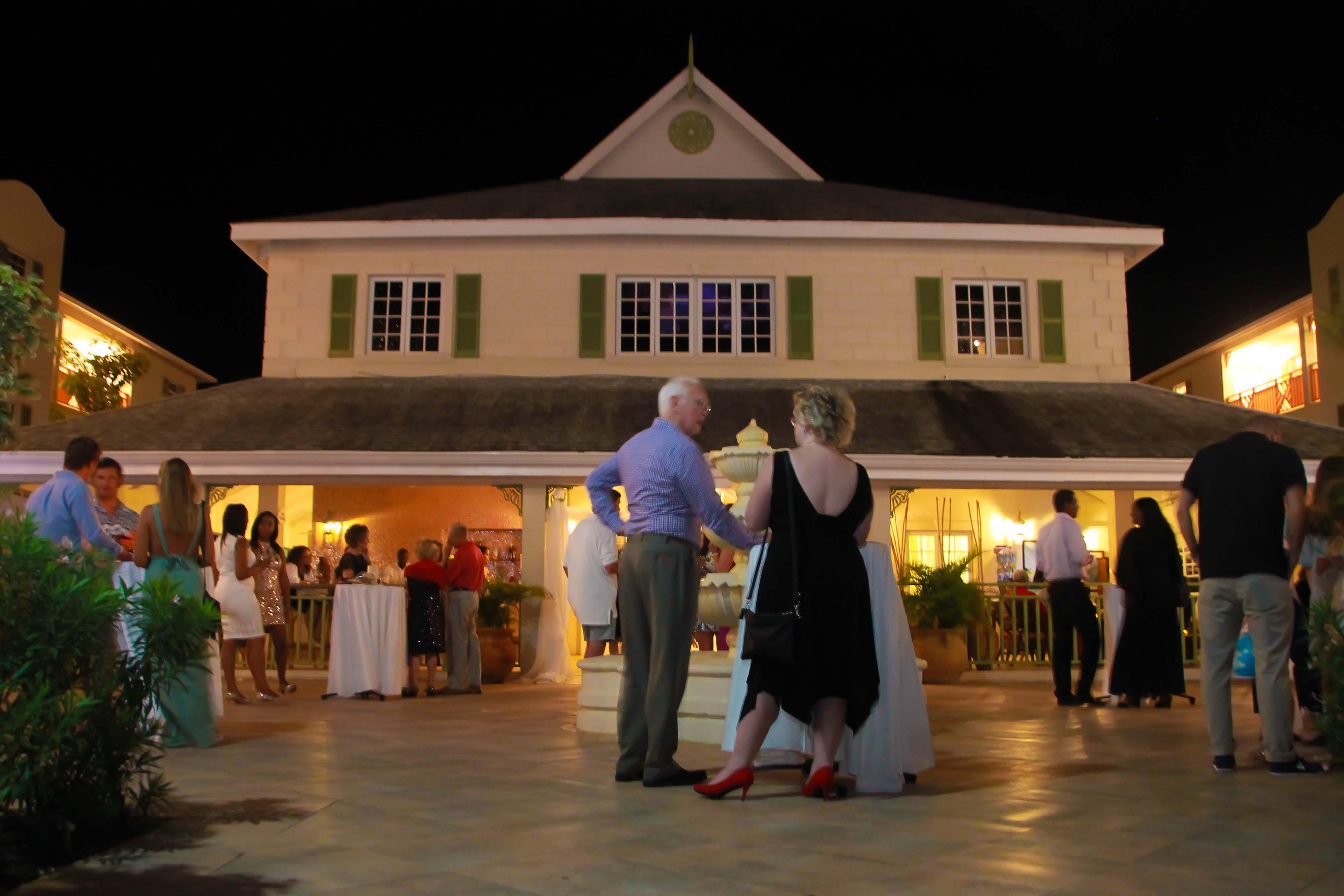 Bay Gardens Beach Resort & Spa Gros Islet Exterior photo